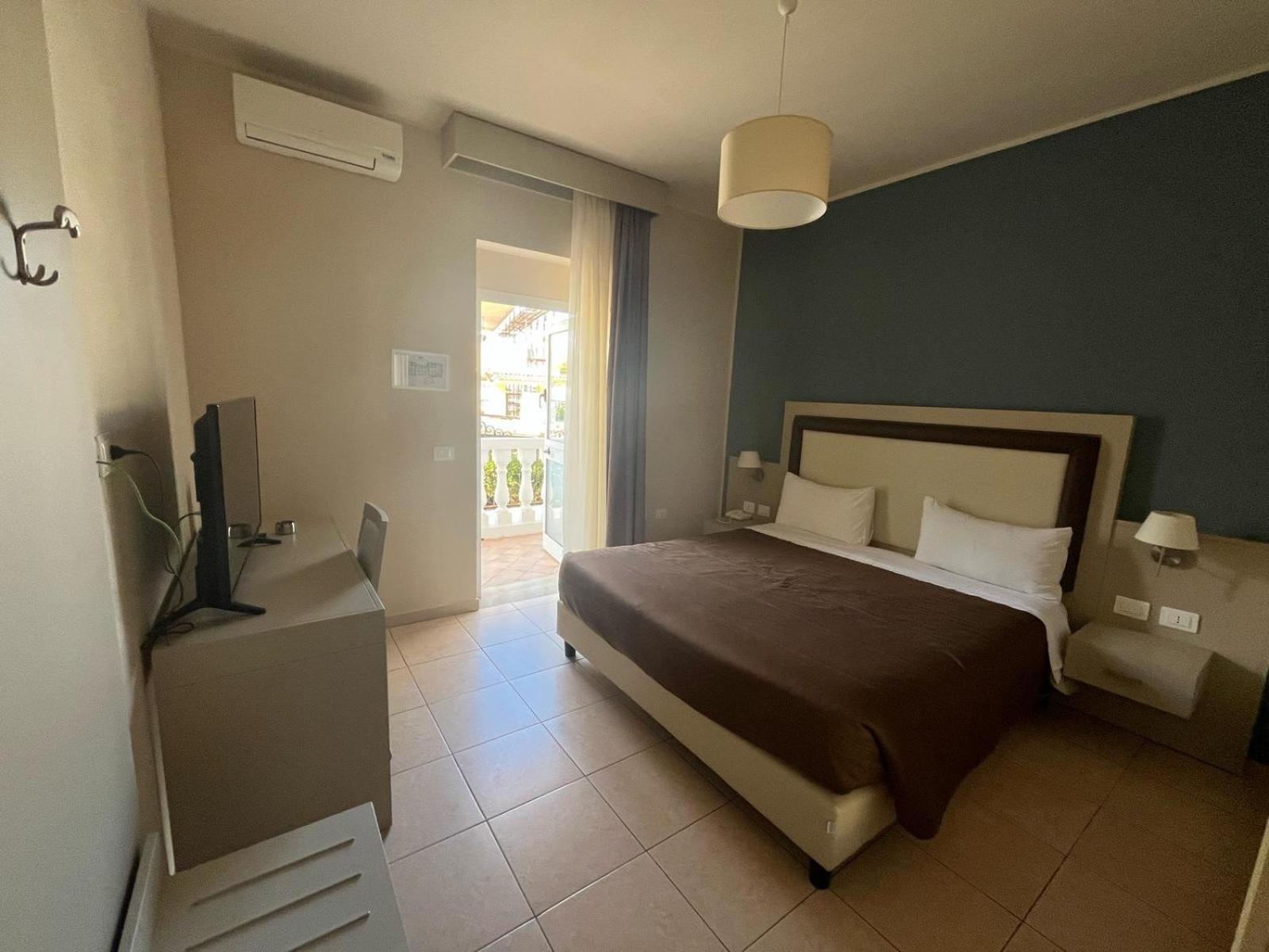 Mediterranean Boutique Hotel Tropea Extérieur photo